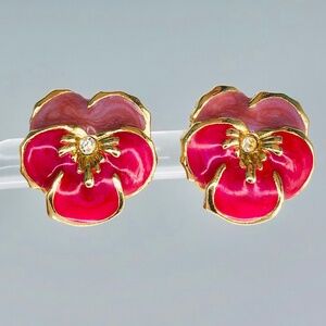 Vintage Avon Gold Toned Enamel Flower Post Earrings Pink/Lavender w/ Rhinestone